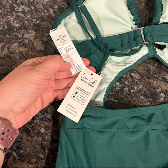 Lot of 2 NWT Cupshe Swimsuits One Piece Cut Out Womens Medium - Picture 4 of 10